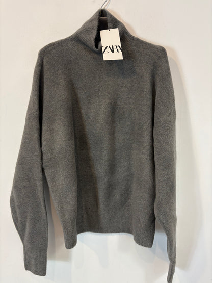 ZARA. Jersey  gris punto suave. T M