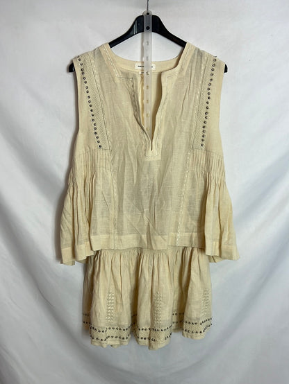 ISABEL MARANT ÉTOILE . Total look beige bordados y tachuelas. T 38/40
