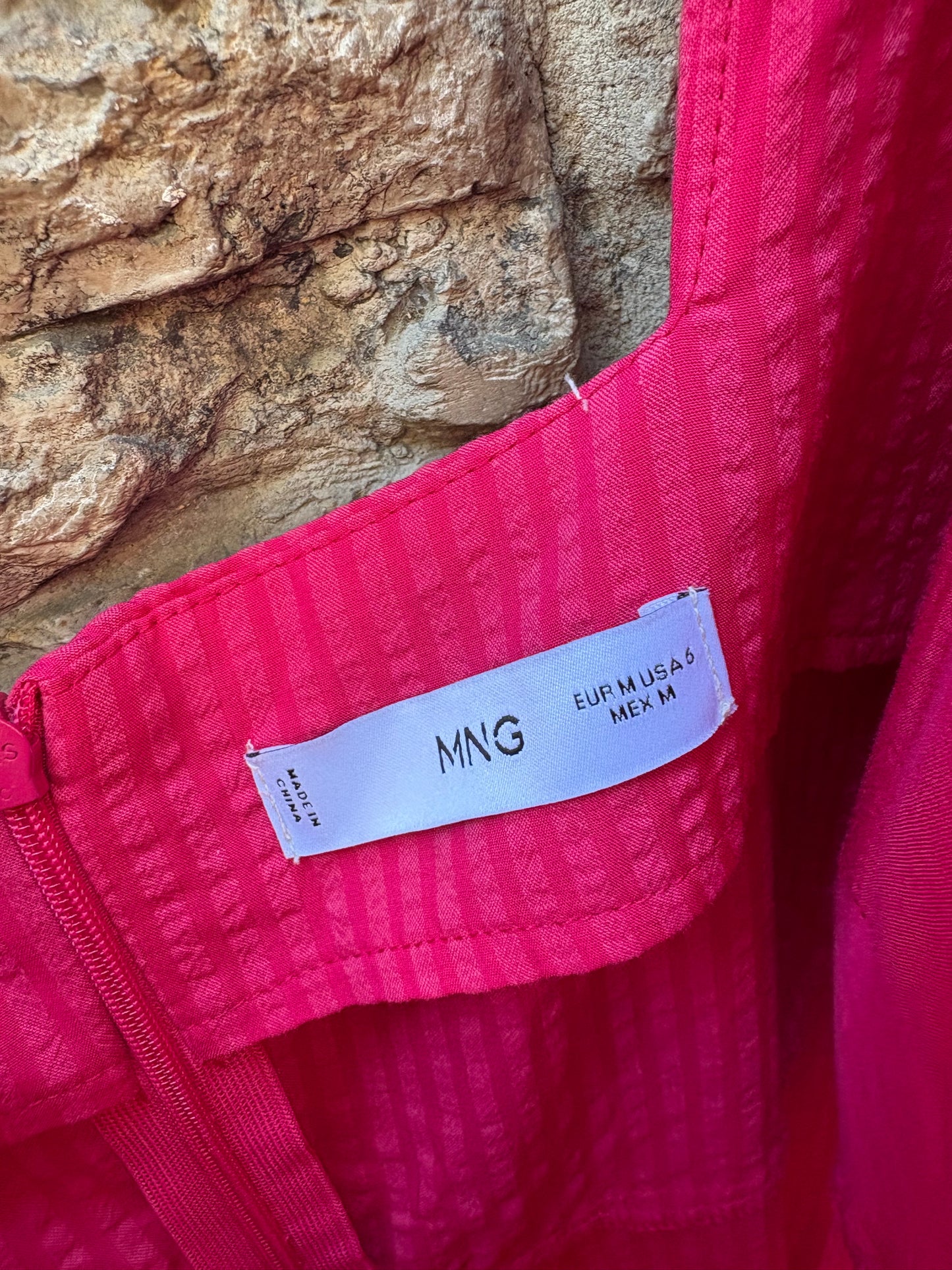 MANGO. Vestido largo rosa mangas farol