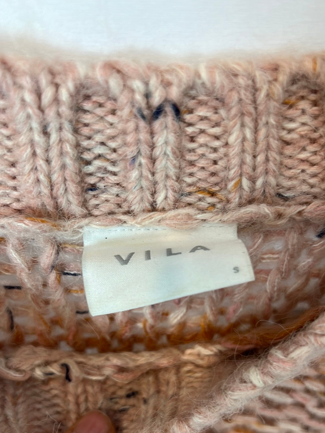 VILA. Orange-toned Ts sweater