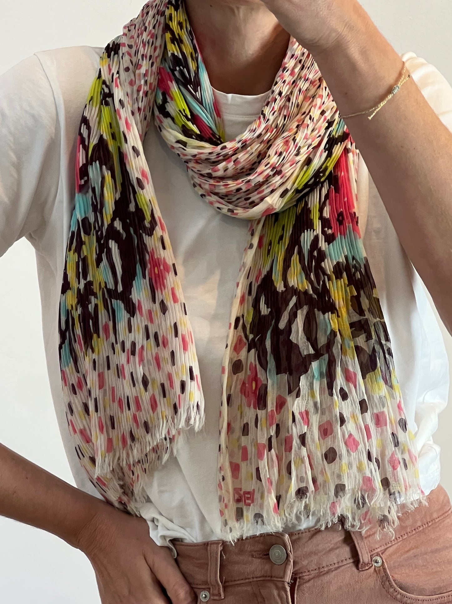 KENZO. Fular estampado seda