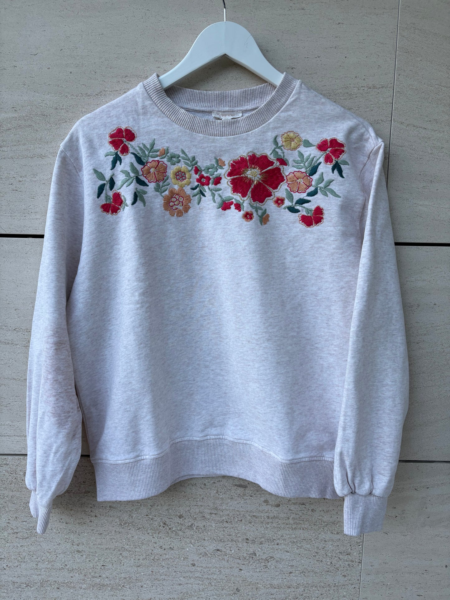 LOUISE MISHA. Sudadera beige bordados