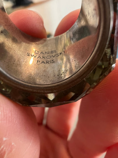 AWROVSKI. Anillo piedra verde