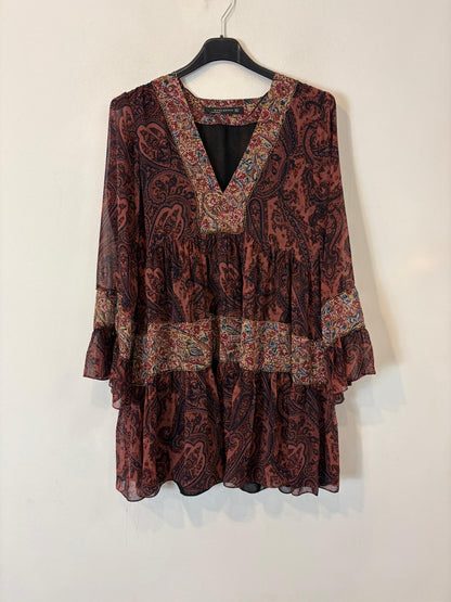 ZARA. Vestido corto estampado abalorios