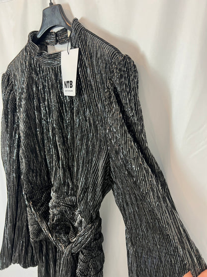 NAME THE BRAND. Short pleated dress with shiny threads. TS