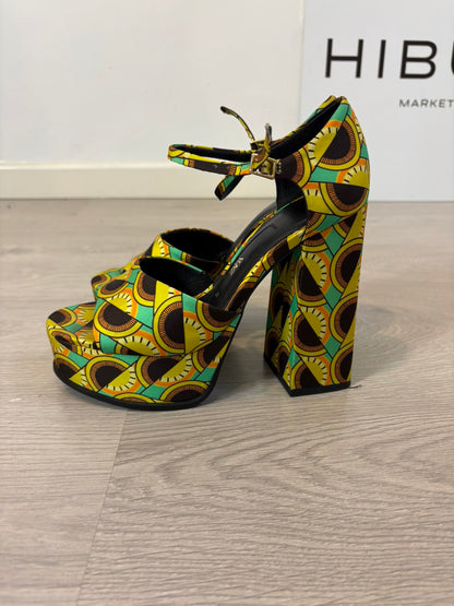 ZARA. Plataformas africanas