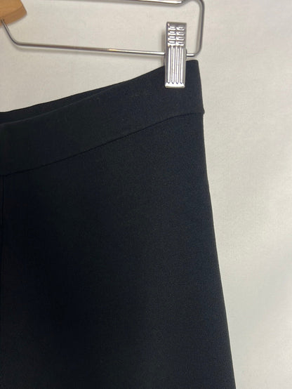 MASSIMO DUTTI. Pantalón culotte negro textura. T M