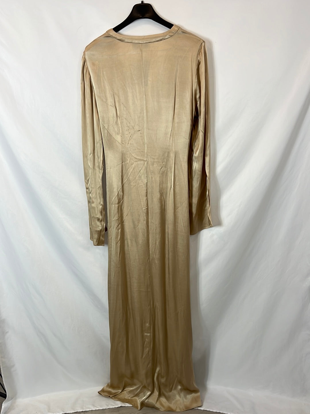 L'ACADEMI. Vestido largo beige satinando T.m