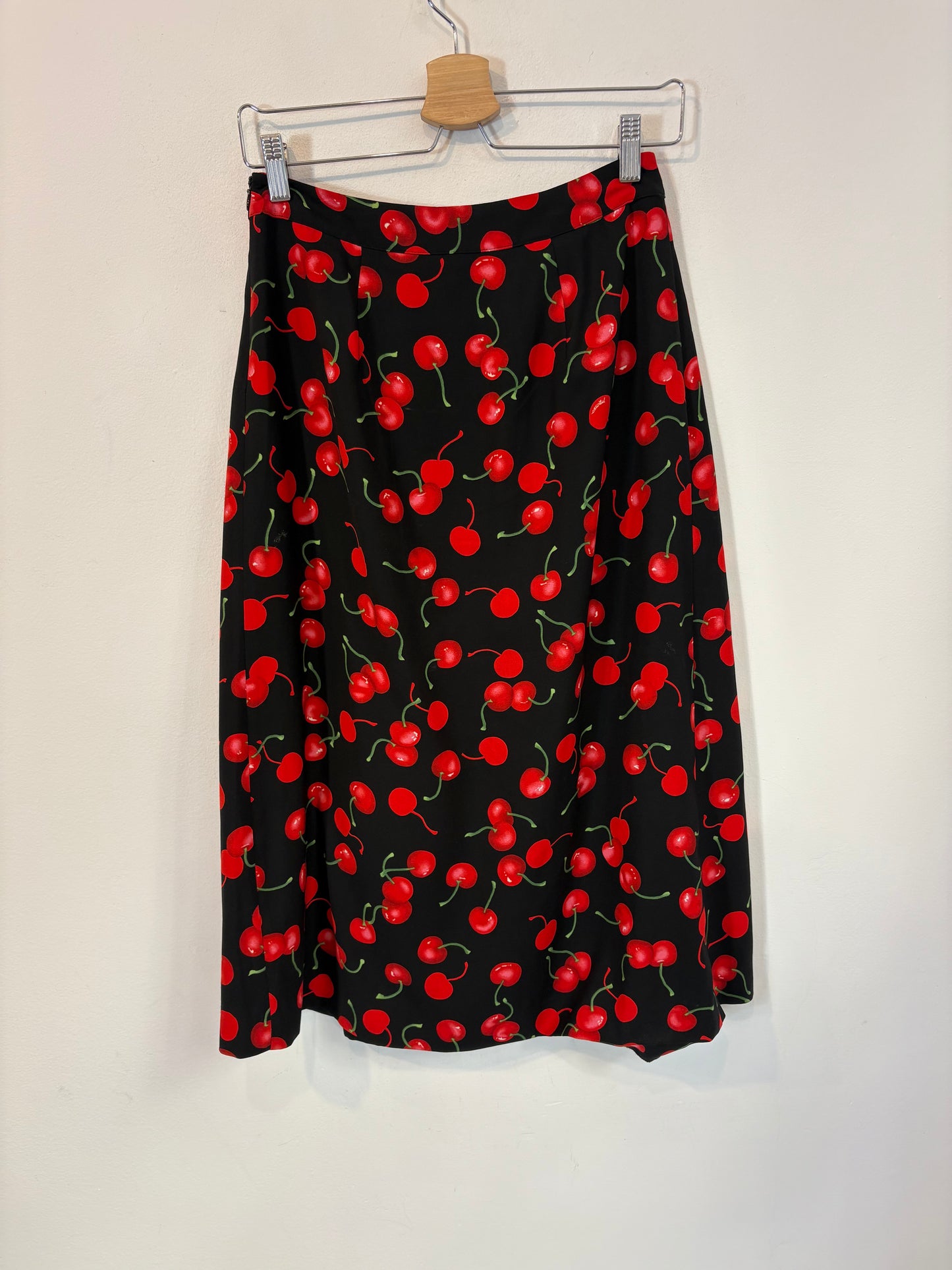 AMEÉ. Sleeveless fringed sweater S.(s)