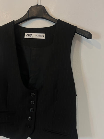 AMEÉ. Sleeveless fringed sweater S.(s)