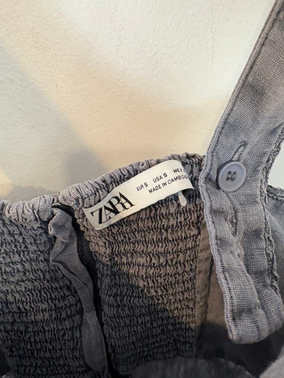 ZARA. Vestido midi lino efecto desgastado