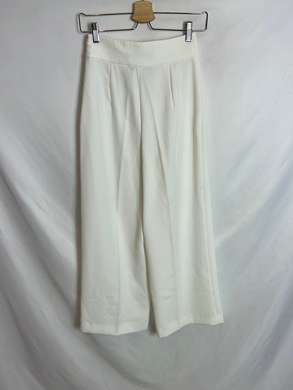 ZARA. Pantalón blanco fluido culotte. T XS