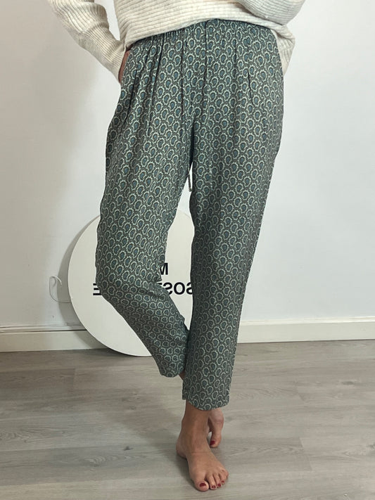 MASSIMO DUTTI. Pantalón fluido estampado. T 40