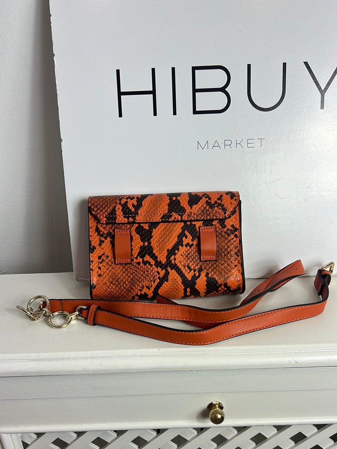 TOPSHOP. Bolso mini/riñonera naranja print
