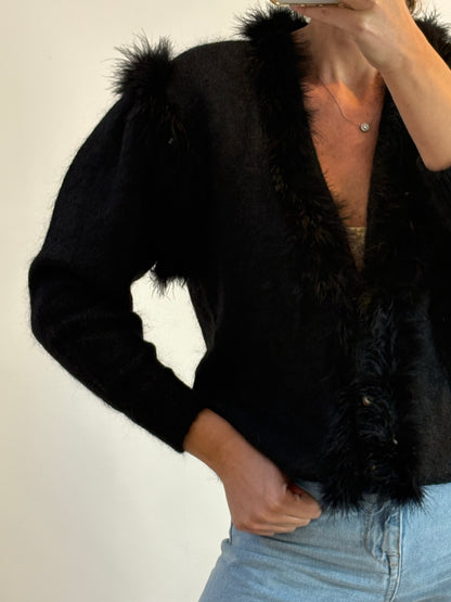 OTRAS. Chaqueta negra mohair pelito