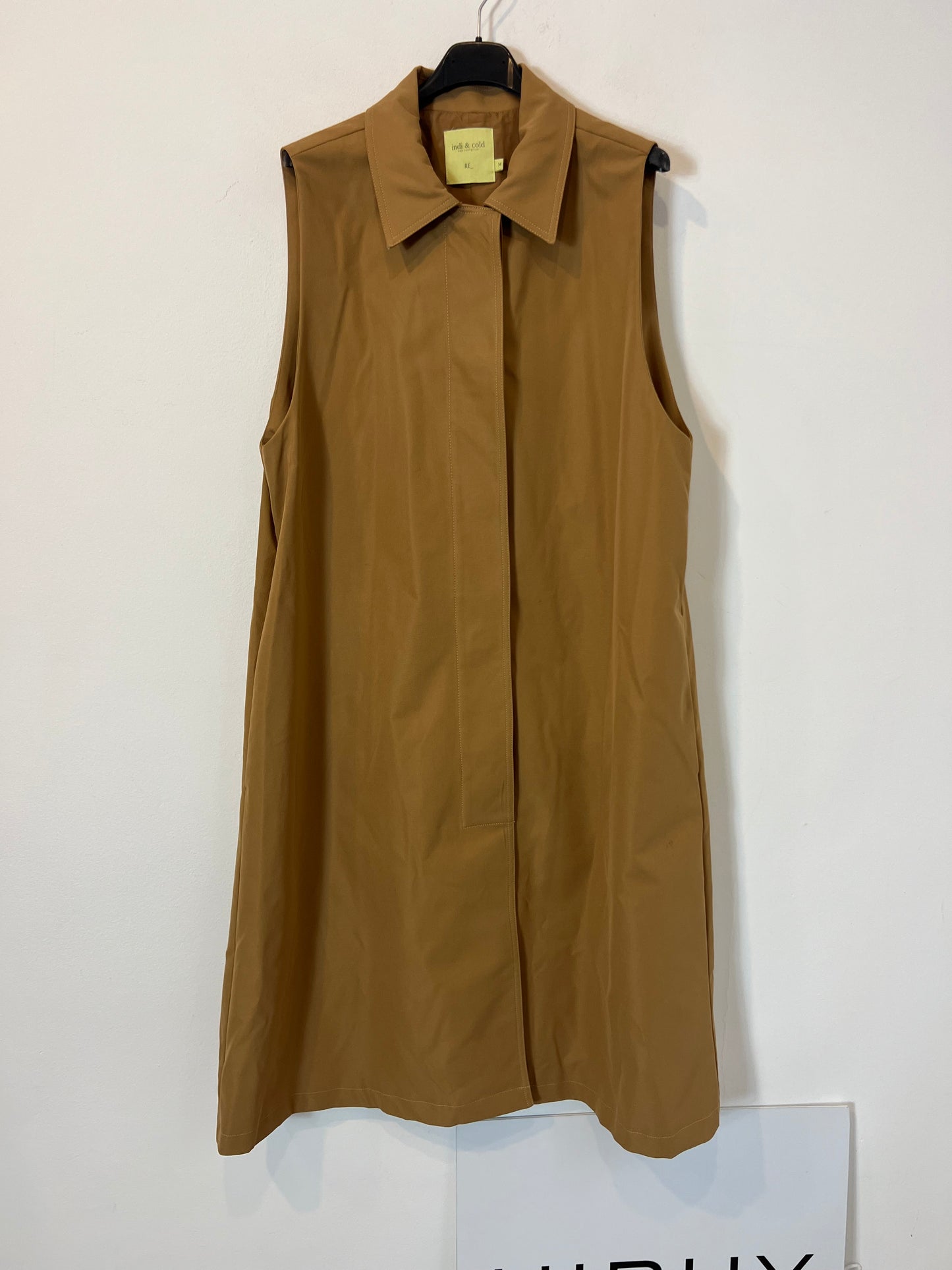 INDI&COLD. Chaleco largo efecto gabardina . T M