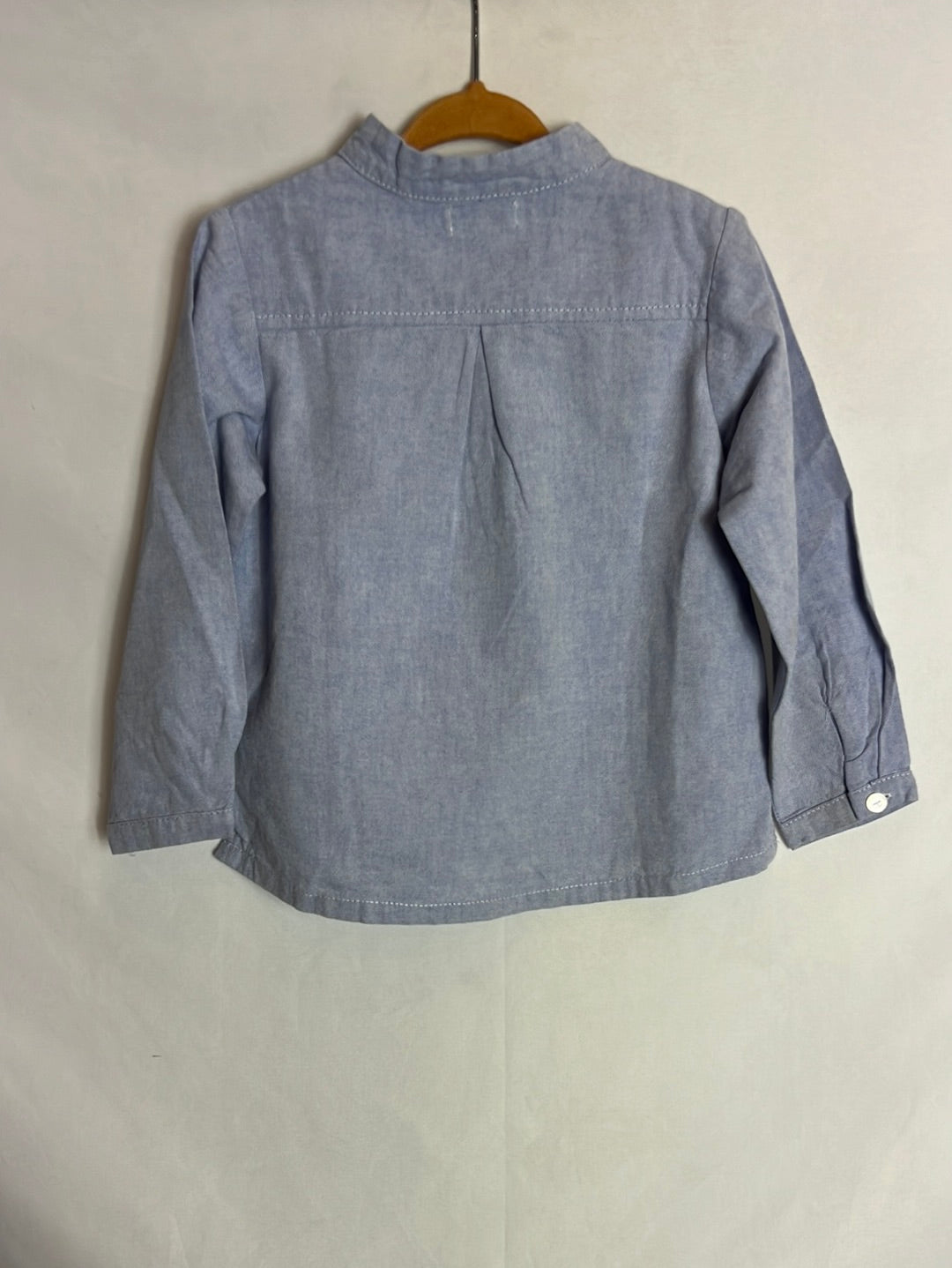 MALIKI. Blue blouse with Mao collar. Size 3 years