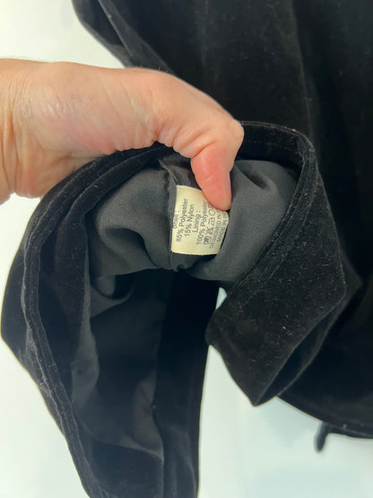 LATIDO. Chaleco terciopelo bordado