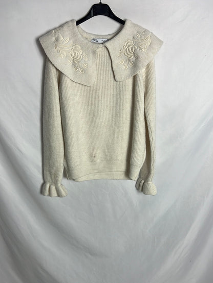 ZARA. jersey beige bordado T.s