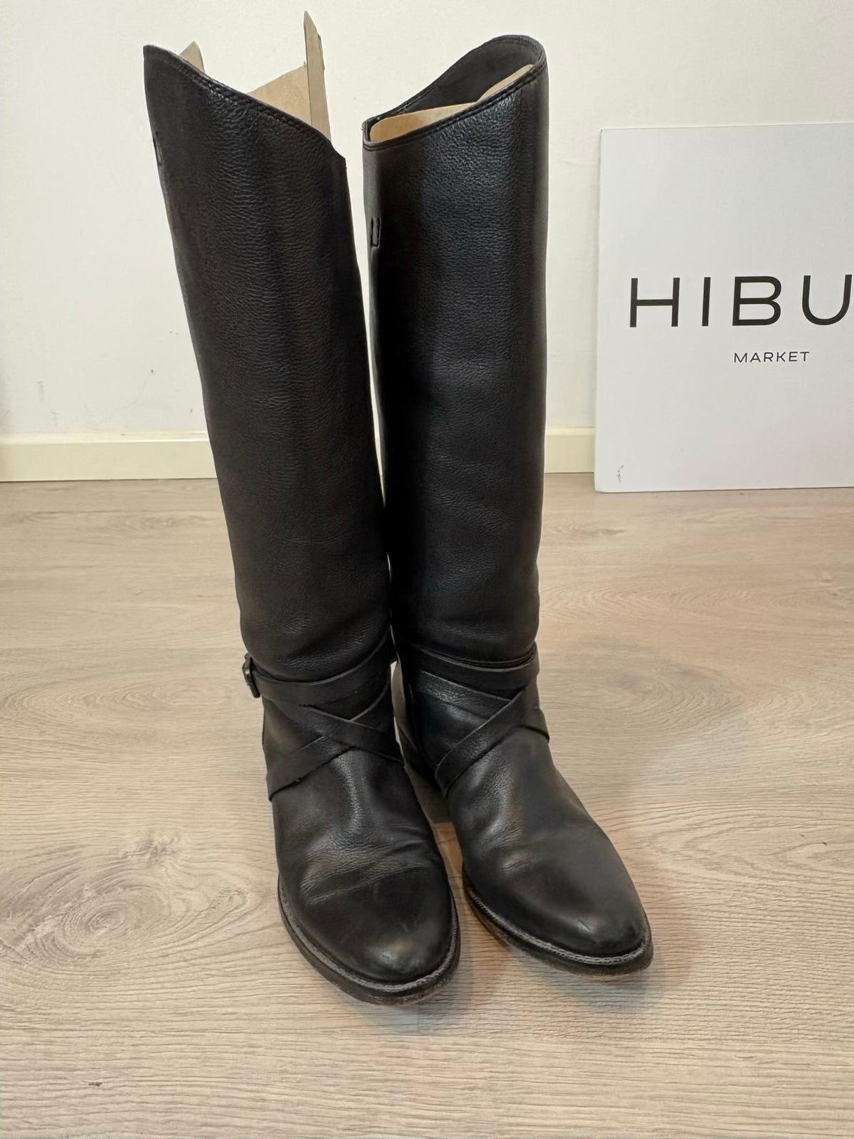 MASSIMO DUTTI. Botas altas piel camperas. T 40