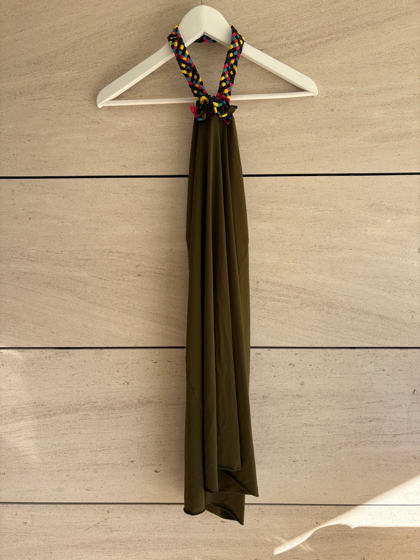 ERES. Vestido corto detalle cuello