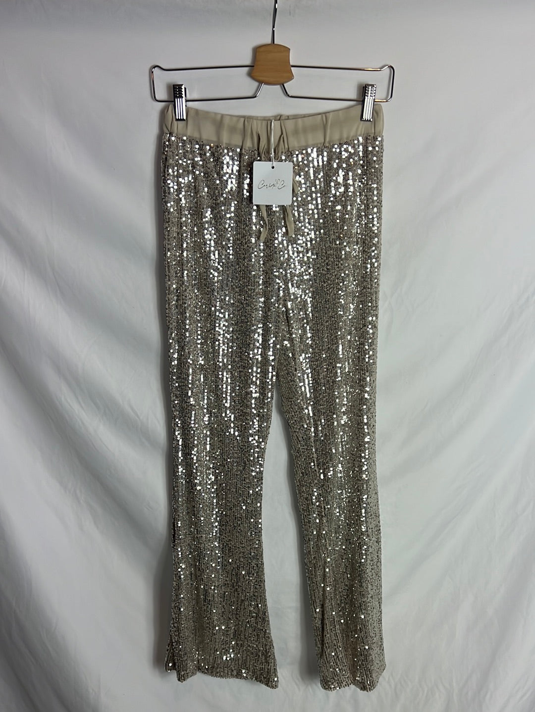 CARLOTA & CO. Pantalón mini lentejuelas fluido. TU (M)