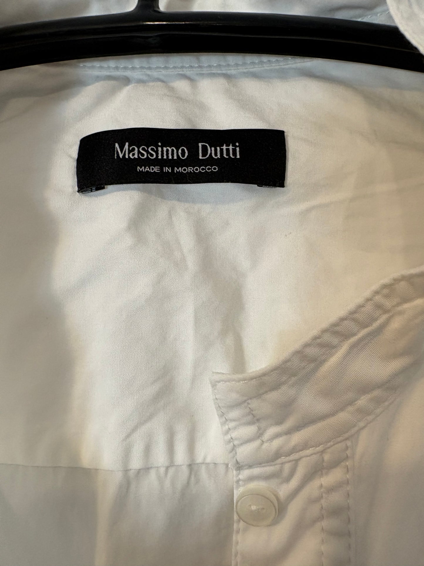 MASSIMO DUTTI. Blusa blanca botones