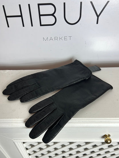 H&amp;M. Black leather gloves Ts