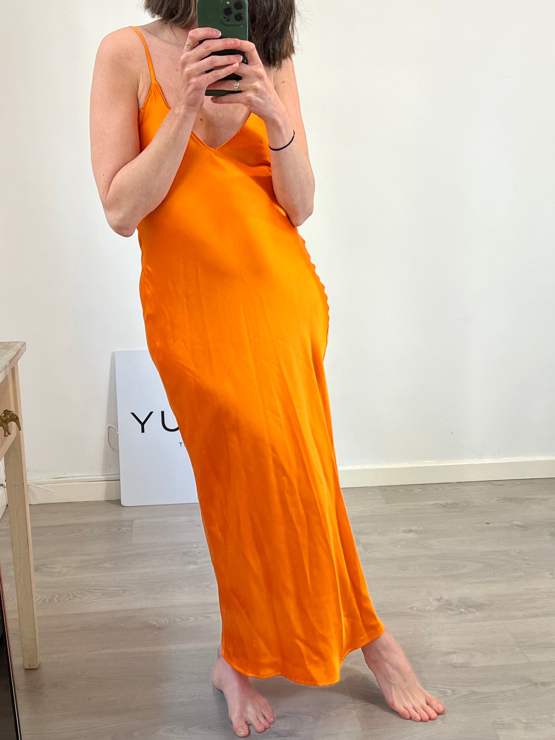 ZARA. Orange Ts slip dress Hibuy market ZARA. Orange Ts slip dress Hibuy market