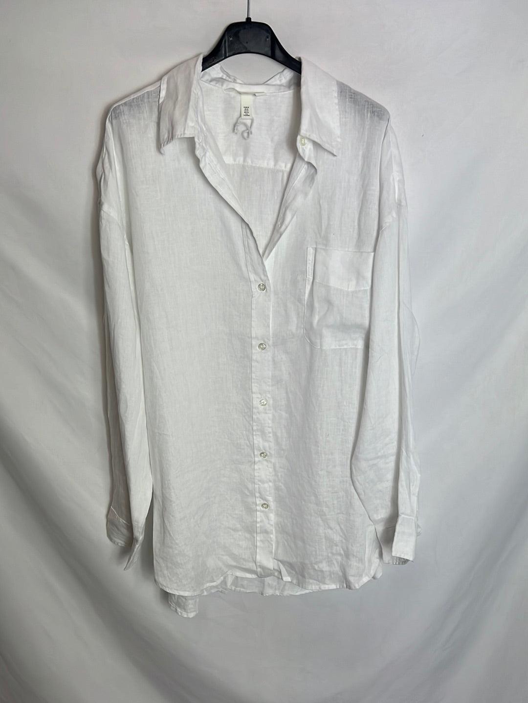 H&M. Blusa blaca lino estilo oversized. T M