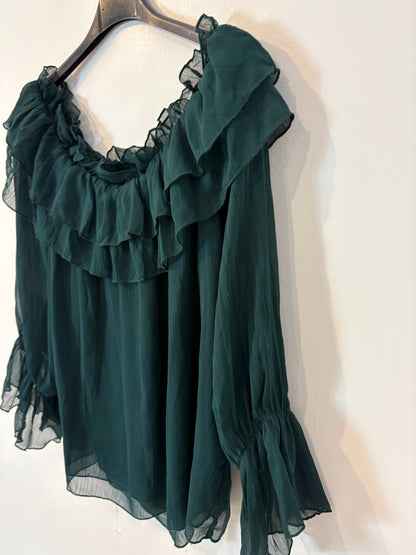 ZARA. Blusa gasa verde hombros