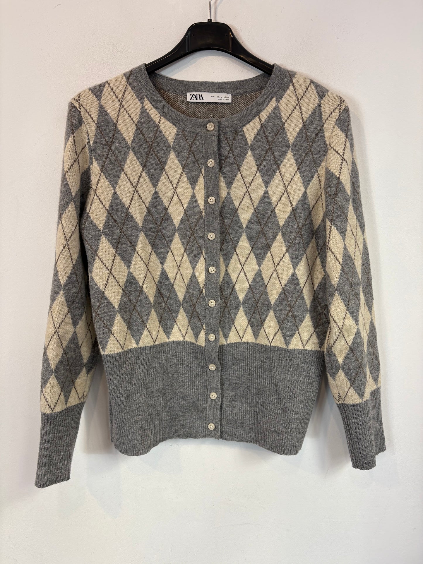 ZARA. Chaqueta rombos con lana
