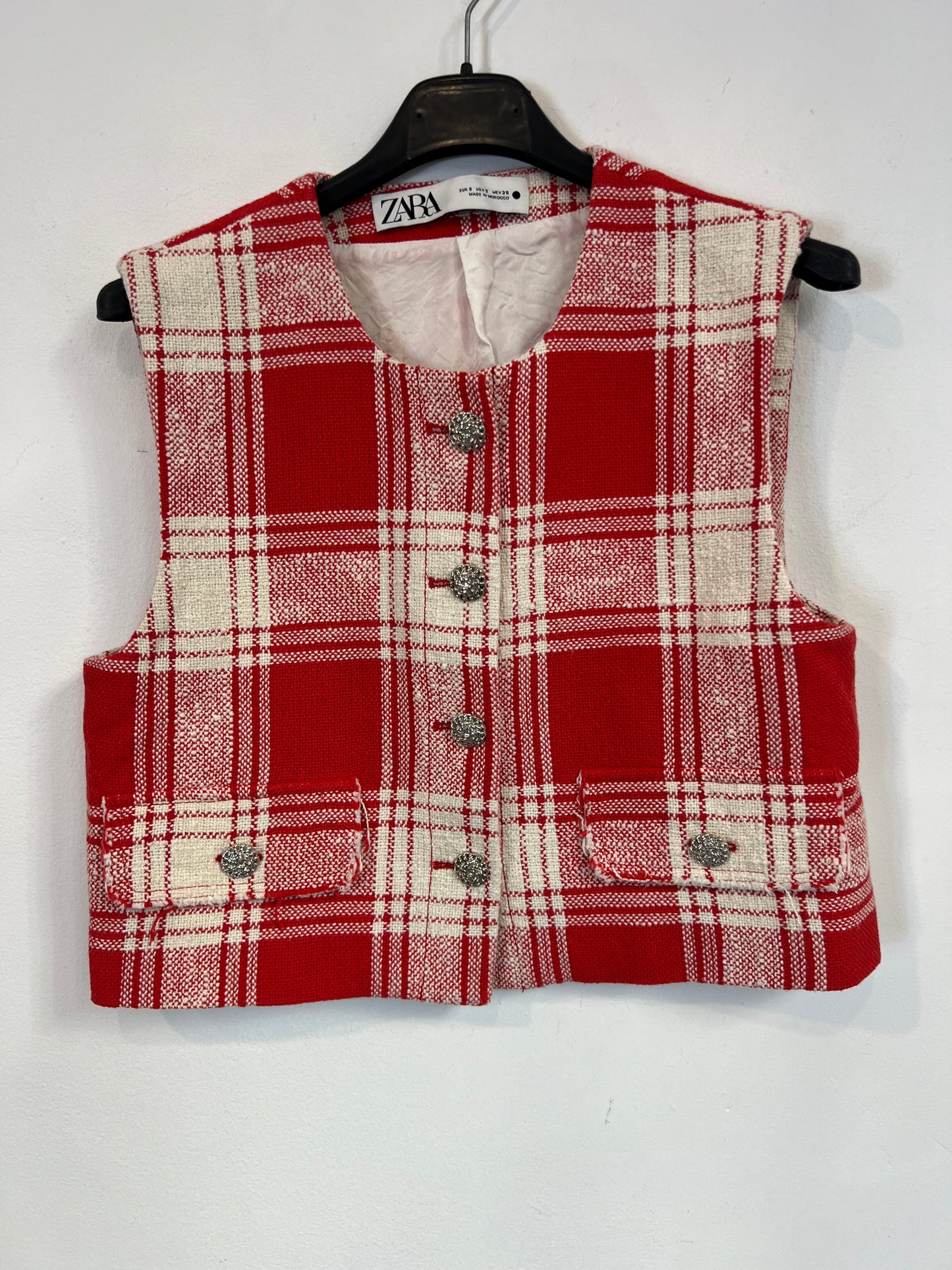 ZARA. Total checkered look Ts