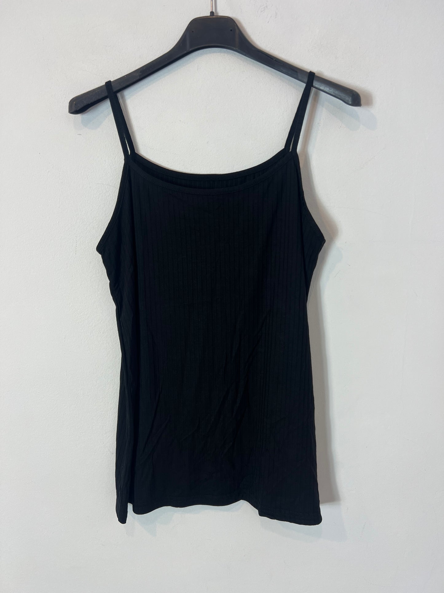 OTRAS. Top negro textura. T S/M