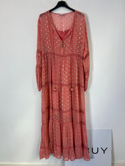 GOA COLLECTION. Vestido largo rosa hilos dorados. T S