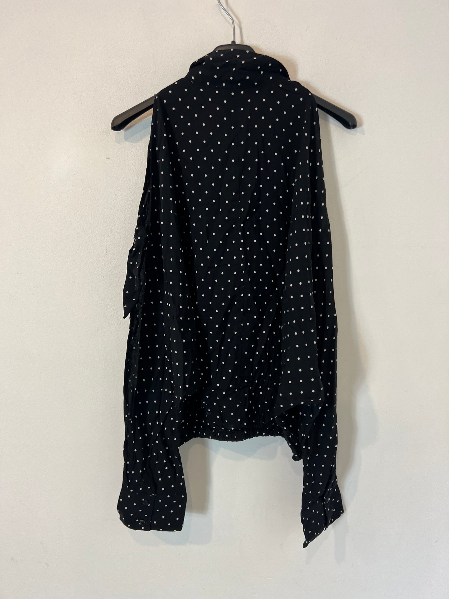 PINK WOMAN. blusa negra lunares (VARIAS TALLAS)