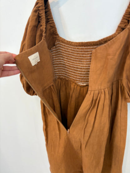 SÉZANE. Vestido corto lino manga farol