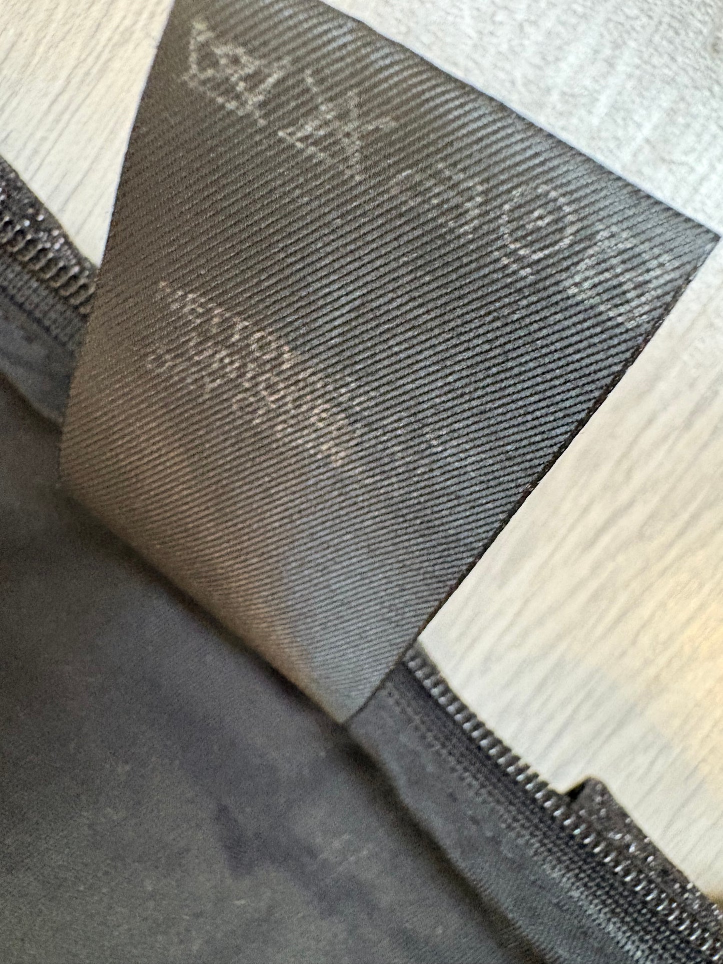 ISABEL MARANT. Vestido asimétrico hilos brillo