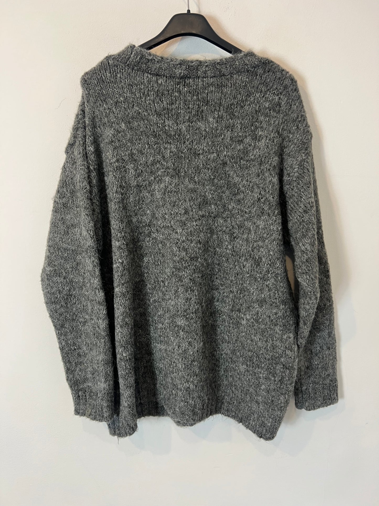 ZARA. Heather gray cardigan with pockets. TM