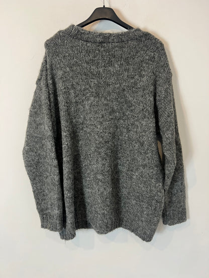 ZARA. Heather gray cardigan with pockets. TM