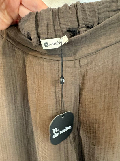 Conjunto top y pantalón fluidos chocolate