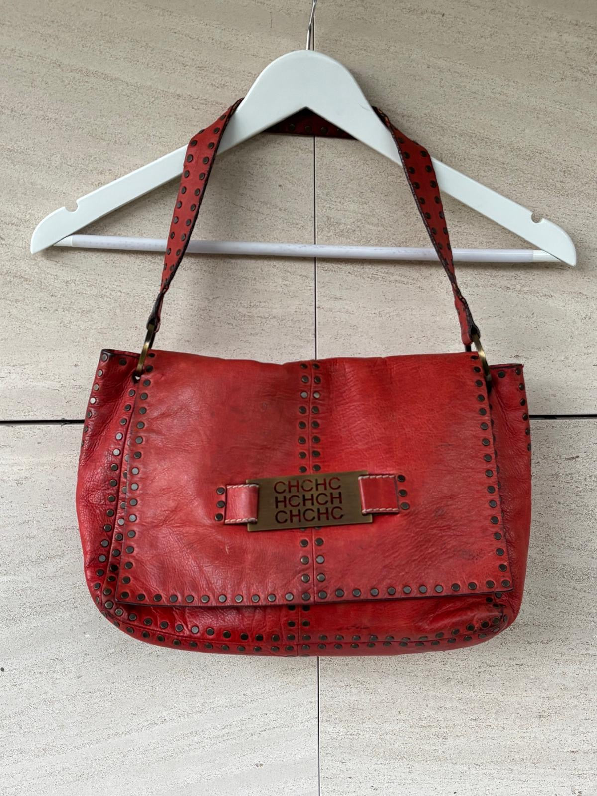 CAROLINA HERRERA. Bolos de hombro rojo tachuelas vintage
