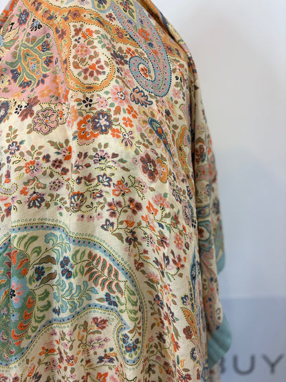 ETRO. Pañuelo multi estampado