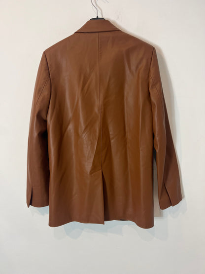 ZARA. Blazer marrón efecto piel . T S