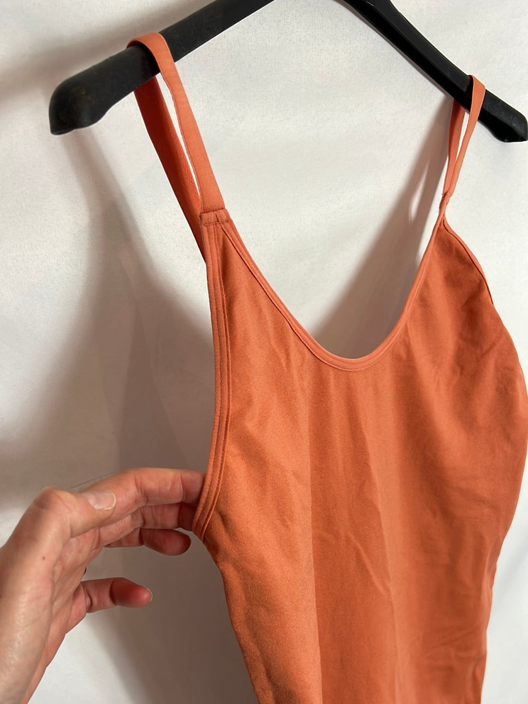 MANGO. Mono elastico naranja . T M