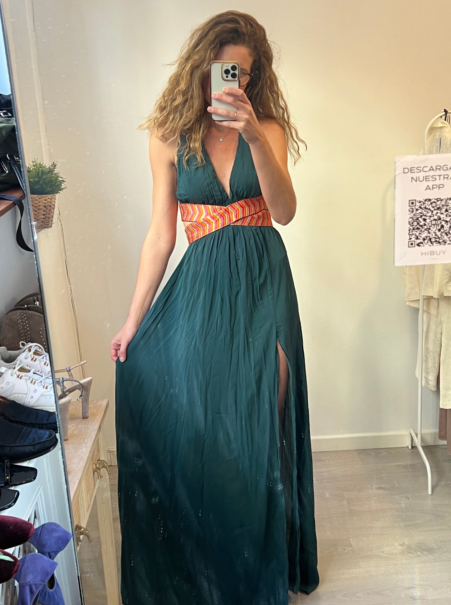 ONDA DE MAR. vestido largo verde detalles Tm