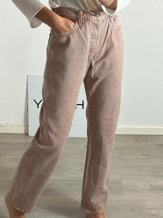 LEVI'S. Pantalón denim rosa T.40