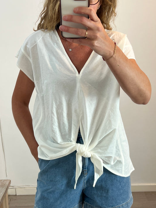 ZARA. Off-white knotted top. TS