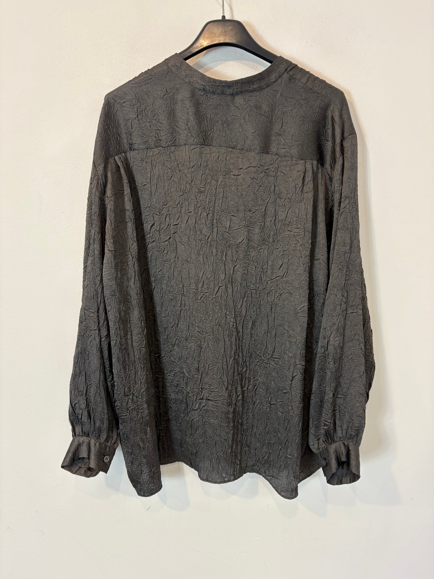 ZARA. Blusa gris textura