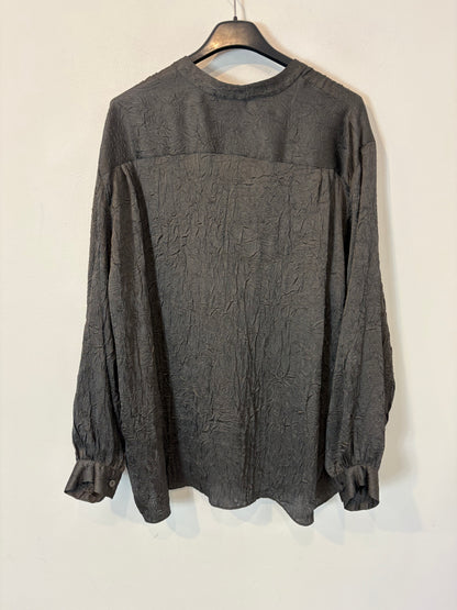 ZARA. Blusa gris textura